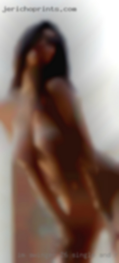 I'm swinger 26 single and ready to bisexual mingle.