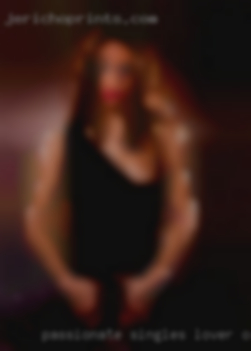 Passionate singles lover of music and dance from Covington Indiana.